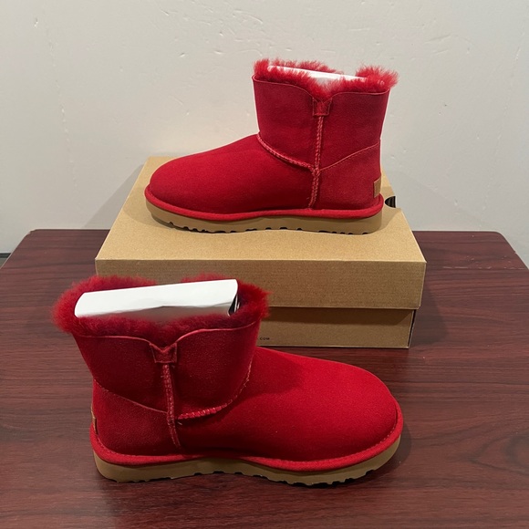 Ugg, Mini Bailey Button 2, 1016422, Red - Picture 4 of 13